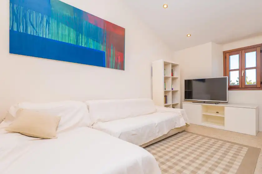 Holiday rentals in Sa caseta blanca, Inca