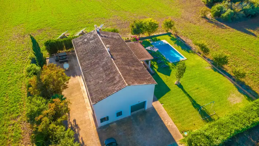 Holiday rentals in Sa caseta blanca, Inca