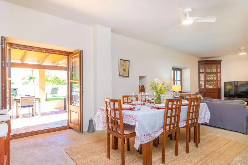 Holiday rentals in Sa caseta blanca, Inca