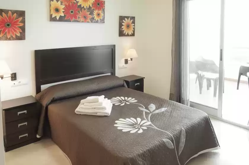 Holiday rentals in Camelia, Pego