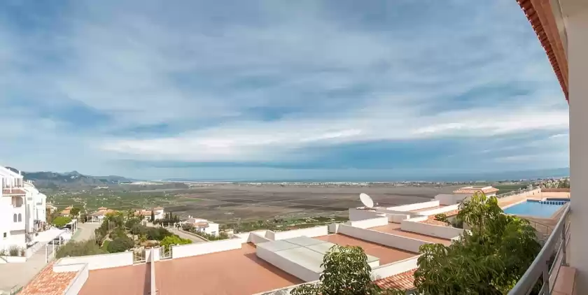Holiday rentals in Camelia, Pego