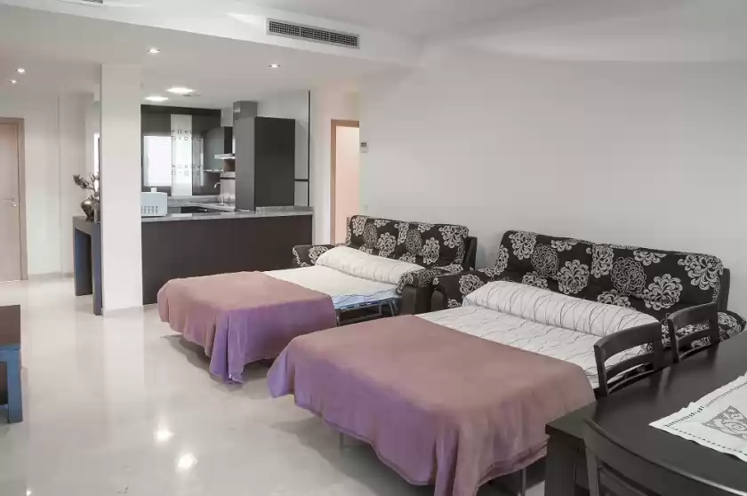 Holiday rentals in Camelia, Pego