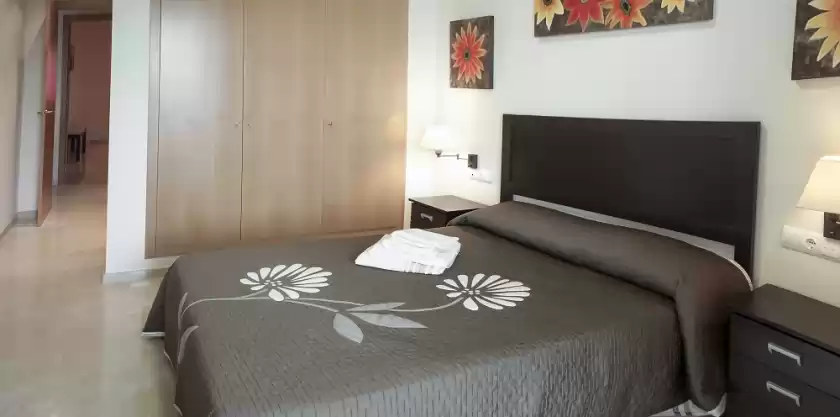 Holiday rentals in Camelia, Pego