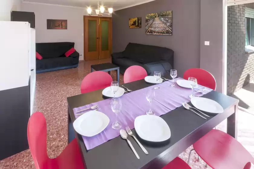 Holiday rentals in Morquí