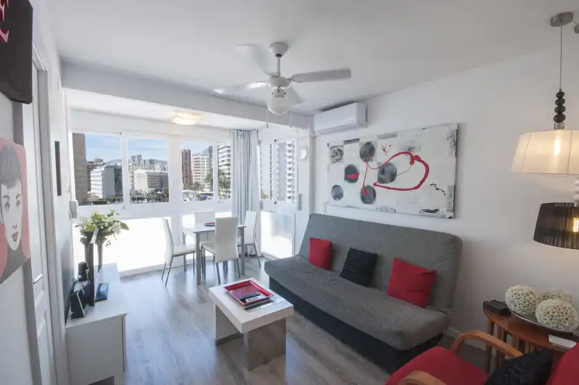 Holiday rentals in Dayamond