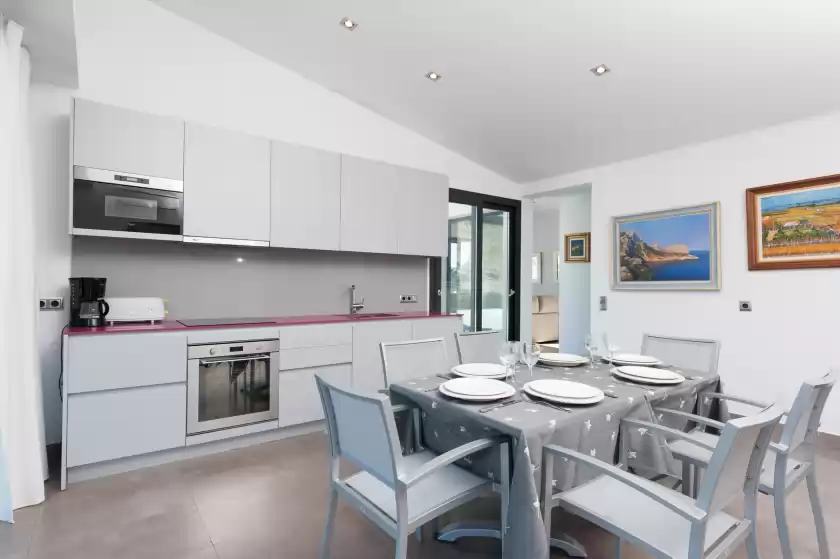 Holiday rentals in ágata, Cala Sant Vicenç