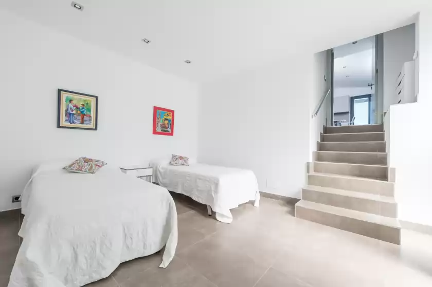 Holiday rentals in ágata, Cala Sant Vicenç