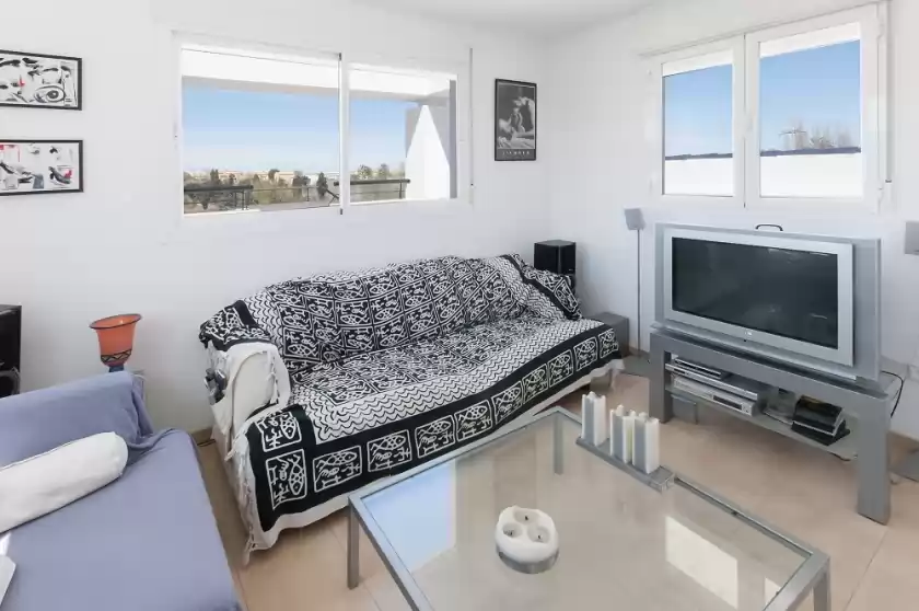 Holiday rentals in Escala, Oliva