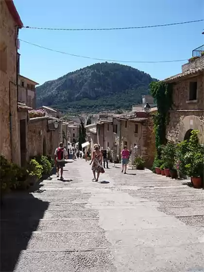 Holiday rentals in Calvari, Pollença