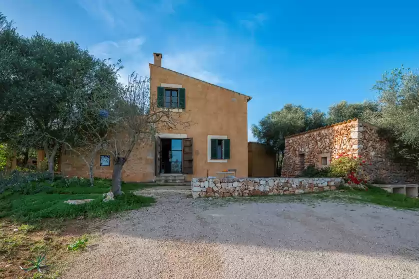 Holiday rentals in Son salom, Santanyí