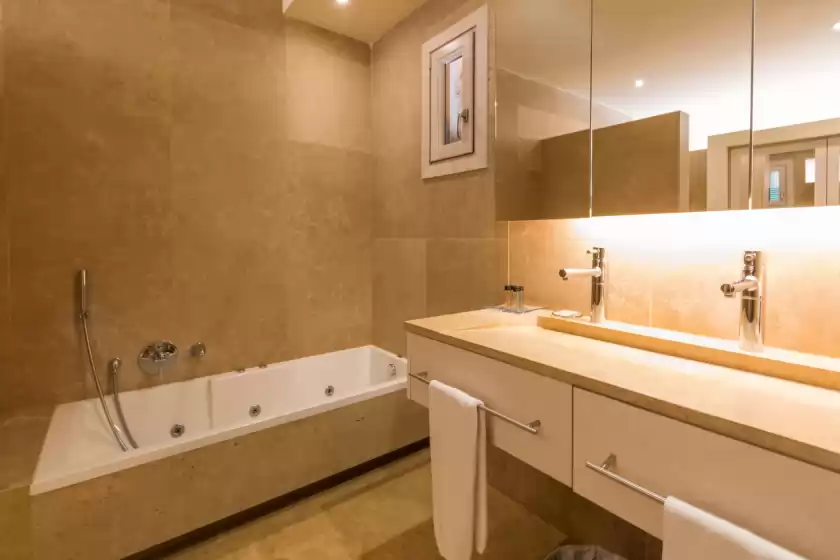 Holiday rentals in Sa franquesa premium, Vilafranca