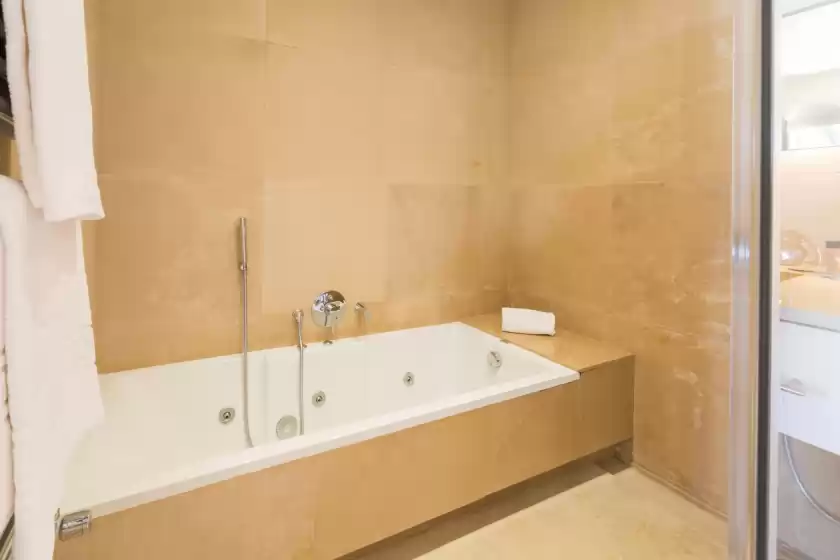 Holiday rentals in Sa franquesa deluxe, Vilafranca