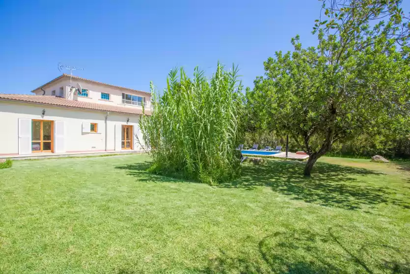 Holiday rentals in Villa la romana, Sa Pobla