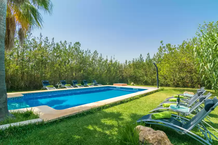 Holiday rentals in Villa la romana, Sa Pobla