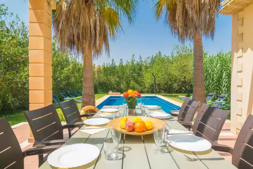 Holiday rentals in Villa la romana, Sa Pobla