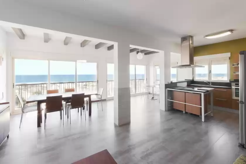 Holiday rentals in Llebeig 2, Oliva