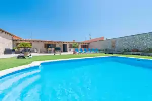 Sestados - Holiday rentals in Sa Pobla