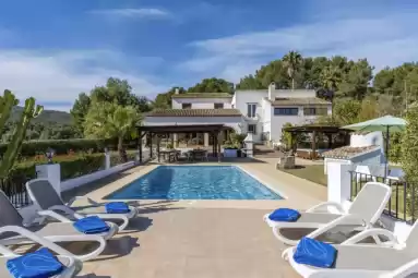 Casa Rosalia 26 pax
