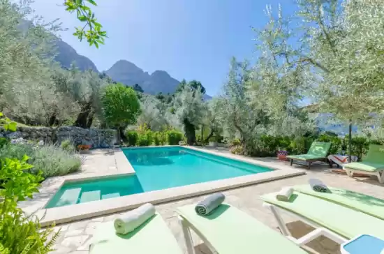 Villa for 4 + 2 guests . With Pool, Wifi and Optional FREE Cancellation  S'olivaret in Fornalutx, Mallorca, Illes Balears, España