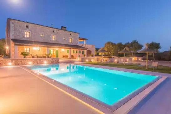 Villa para 10 huéspedes . Con Piscina, Wifi y Cancelación GRATUITA opcional Son fadri en Campos, Mallorca, Illes Balears, España