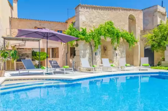 Villa for 6 + 2 guests . With Pool, Air conditioning, Wifi and Optional FREE Cancellation  Sa casa vella in Vilafranca de Bonany, Mallorca, Illes Balears, España