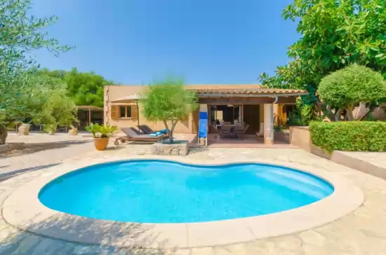 Villa for 6 guests . With Pool, Air conditioning, Wifi and Optional FREE Cancellation  Finca sa plana in Son Servera, Mallorca, Illes Balears, España