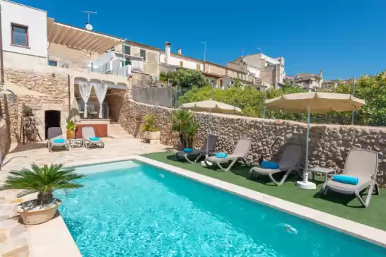 Villa for 6 guests . With Pool, Air conditioning, Wifi and Optional FREE Cancellation  Casa del sol in Búger, Mallorca, Illes Balears, España