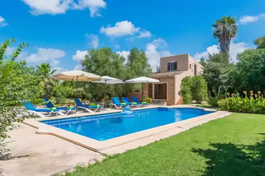 Villa para 6 huéspedes . Con Piscina, Wifi y Cancelación GRATUITA opcional  Casa alba en Manacor, Mallorca, Illes Balears, España