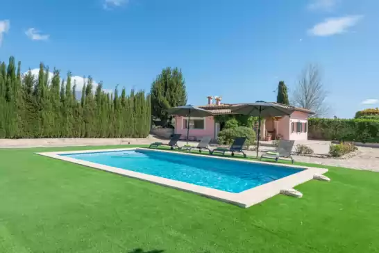 Villa für 6 gäste . Mit Pool, Klimaanlage, Wifi und Optionale GRATIS Stornierung  Ses veles in Lloseta, Mallorca, Illes Balears, España