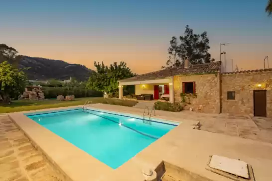 Villa for 8 guests . With Pool, Air conditioning, Wifi and Optional FREE Cancellation  Can calistro in Caimari, Selva, Mallorca, Illes Balears, España