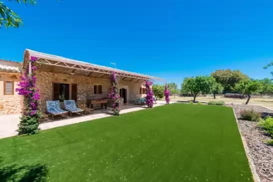 Holiday house for 2 + 2 guests . With Pool, Air conditioning, Wifi and Optional FREE Cancellation  Paratge de son toniet in Búger, Mallorca, Illes Balears, España