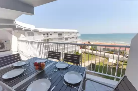 Apartment for 6 guests . With Air conditioning, Wifi and Optional FREE Cancellation  Sea pearl in Daimús, Valencia, Comunitat Valenciana, España