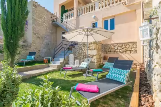 Holiday house for 6 guests . With Air conditioning, Wifi and Optional FREE Cancellation  Ca sa tia vicari in Selva, Mallorca, Illes Balears, España