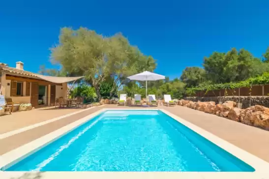 Villa para 3 huéspedes . Con Piscina, Aire Acondicionado, Wifi y Cancelación GRATUITA opcional  Es tancat prim en Algaida, Mallorca, Illes Balears, España