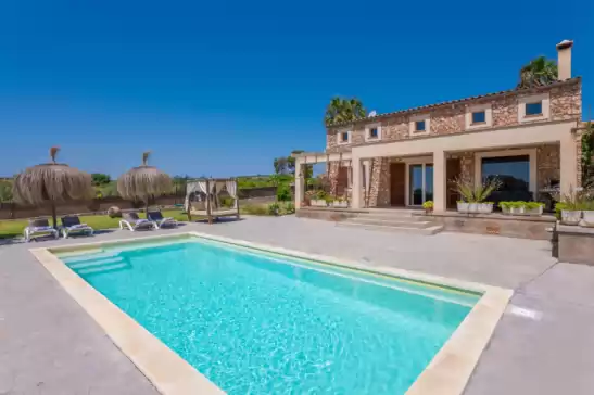 Villa for 6 guests . With Pool, Air conditioning, Wifi and Optional FREE Cancellation  El paraiso (porto cristo) in Porto Cristo, Manacor, Mallorca, Illes Balears, España