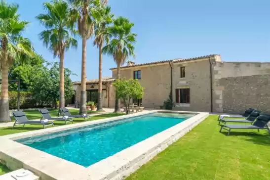 Villa for 6 guests . With Pool, Air conditioning, Wifi and Optional FREE Cancellation  S'hort des capellà verona in Selva, Mallorca, Illes Balears, España
