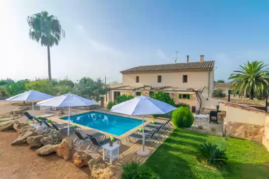 Villa for 10 guests . With Pool, Air conditioning, Wifi and Optional FREE Cancellation Son indiot in Algaida, Mallorca, Illes Balears, España