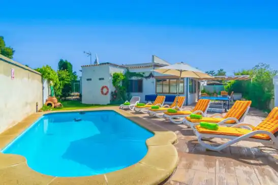 Villa für 6 gäste . Mit Pool, Klimaanlage, Wifi und Optionale GRATIS Stornierung Villa luna in Platja d'Alcúdia, Alcúdia, Mallorca, Illes Balears, España