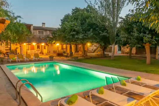 Villa para 10 huéspedes . Con Piscina, Aire Acondicionado, Wifi y Cancelación GRATUITA opcional  Son arboç gran en Algaida, Mallorca, Illes Balears, España