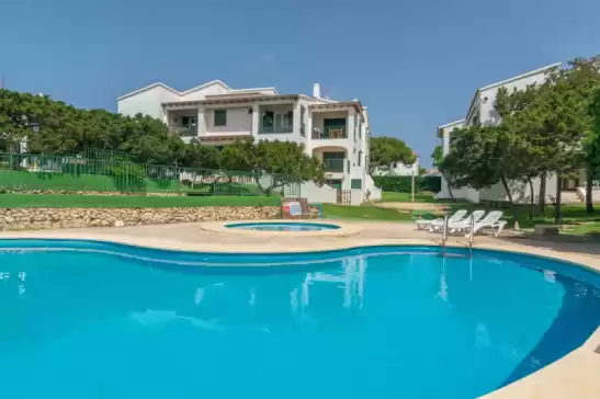 Apartamento para 4 huéspedes . Con Piscina y Cancelación GRATUITA opcional Biniforcat 11 en Ciutadella, Menorca, Illes Balears, España