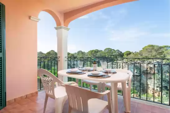 Apartment for 4 guests . With Air conditioning, Wifi and Optional FREE Cancellation  The torrent's observer holiday home in Cala Pi, Llucmajor, Mallorca, Illes Balears, España