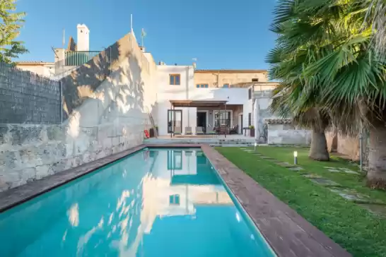 Villa para 8 huéspedes . Con Piscina, Aire Acondicionado, Wifi y Cancelación GRATUITA opcional  Can serral en Algaida, Mallorca, Illes Balears, España