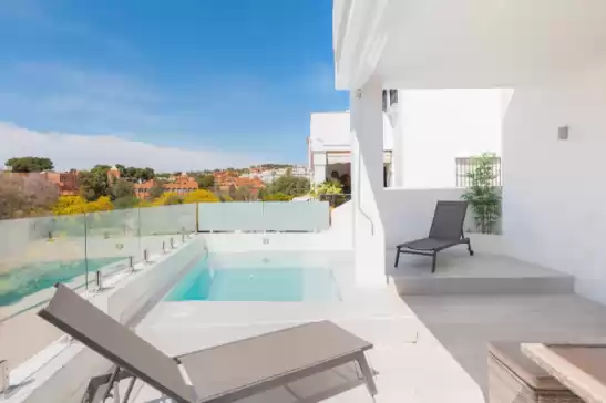 Villa para 8 + 2 huéspedes . Con Piscina, Aire Acondicionado, Wifi y Cancelación GRATUITA opcional Artola en Marbella, Málaga, Andalucía, España