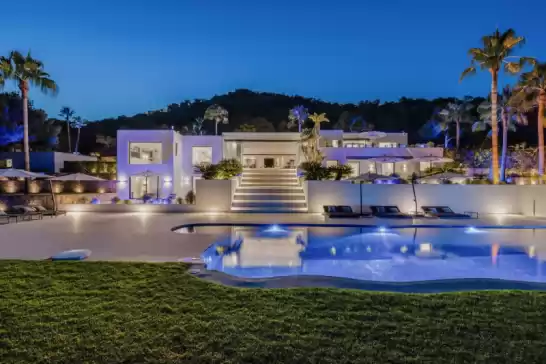 Villa für 12 gäste . Mit Pool, Klimaanlage, Wifi und Optionale GRATIS Stornierung Can nemo in Jesús, Santa Eulària des Riu, Ibiza, Illes Balears, España