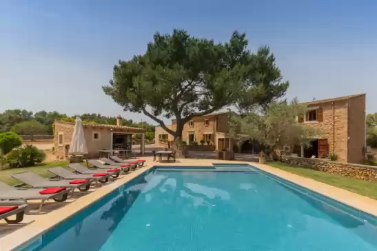 Villa para 10 huéspedes . Con Piscina, Aire Acondicionado, Wifi y Cancelación GRATUITA opcional  Ses angoixes en Santanyí, Mallorca, Illes Balears, España