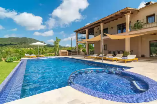 Villa for 10 guests . With Pool, Air conditioning, Wifi and Optional FREE Cancellation  S'albarcoquer in s'Horta, Felanitx, Mallorca, Illes Balears, España