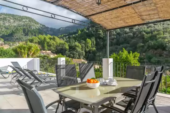 Holiday house for 5 guests . With Air conditioning, Wifi and Optional FREE Cancellation  Cas decu in Fornalutx, Mallorca, Illes Balears, España