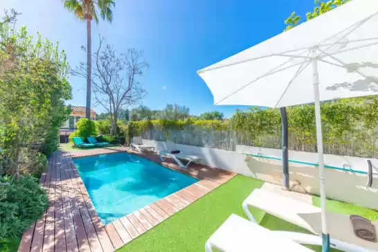 Villa for 6 guests . With Pool, Air conditioning, Wifi and Optional FREE Cancellation  Casa gema in Selva, Mallorca, Illes Balears, España