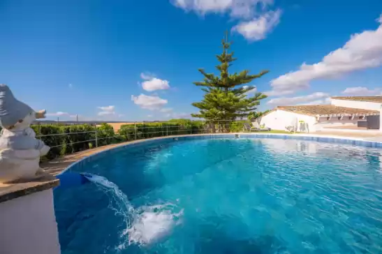 Villa for 4 guests . With Pool, Air conditioning, Wifi and Optional FREE Cancellation  Can pintat (llubí) in Llubí, Mallorca, Illes Balears, España