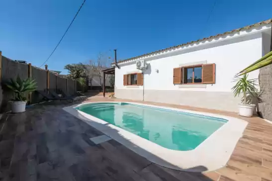 Villa for 4 guests . With Pool, Air conditioning, Wifi and Optional FREE Cancellation  Casa roja in Vejer de la Frontera, Cádiz, Andalucía, España
